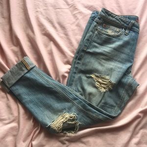 JOE’S SKINNY ANKLE DISTRESSED JEANS